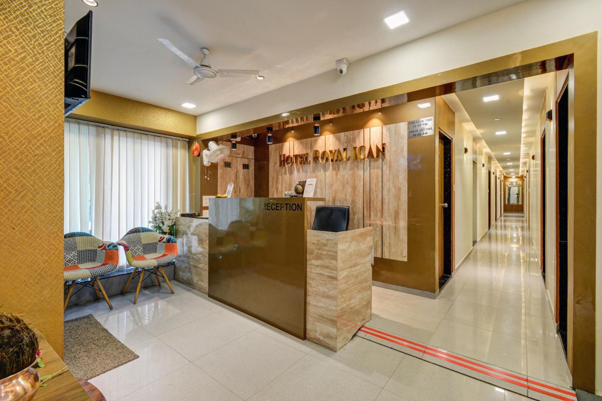 Hotel Royal Ican Sindhubhavan Road アーメダバード エクステリア 写真